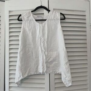 Odile size Medium Lightweight Cotton Sharkbite Hem Boho White Tank Top